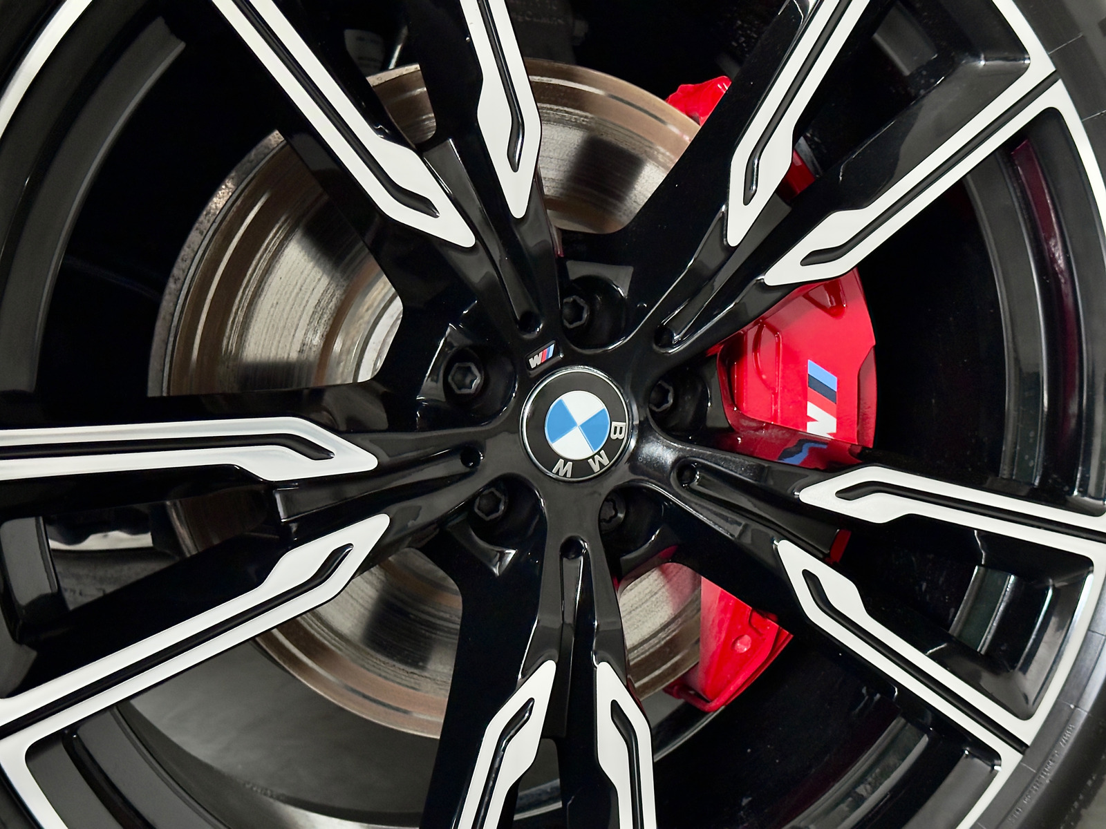 X5 xDrive40d M Sportpaket Pro Saphirschwarz metallic