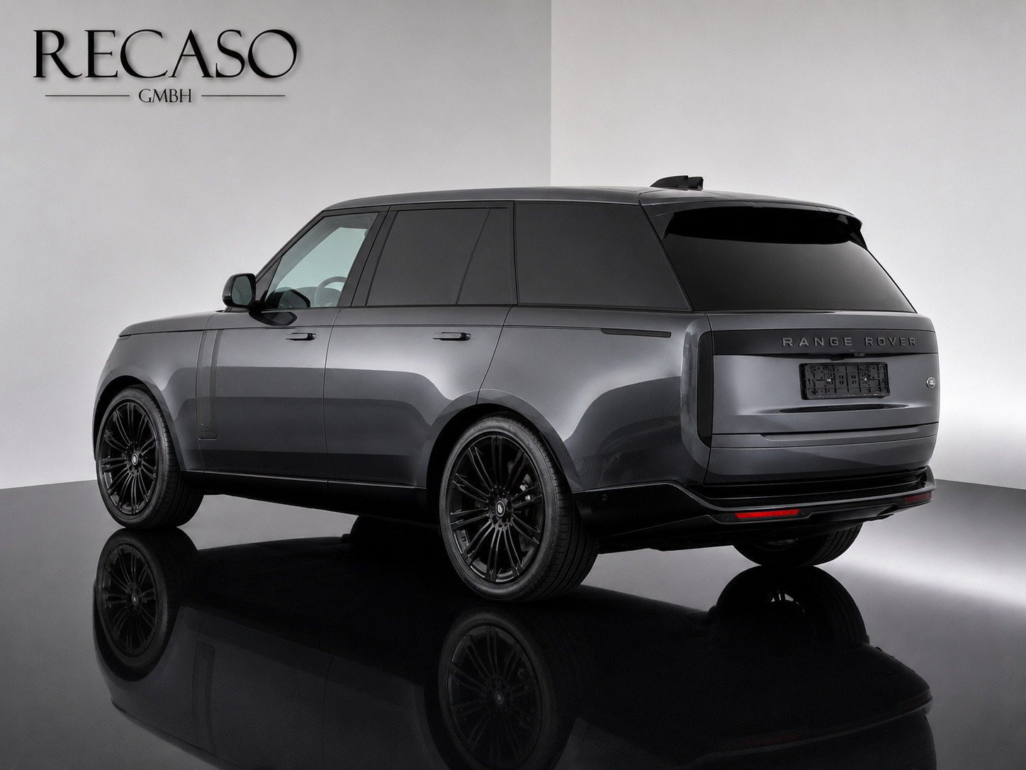 Range Rover SWB P530 Autobiography Carpathian Grey