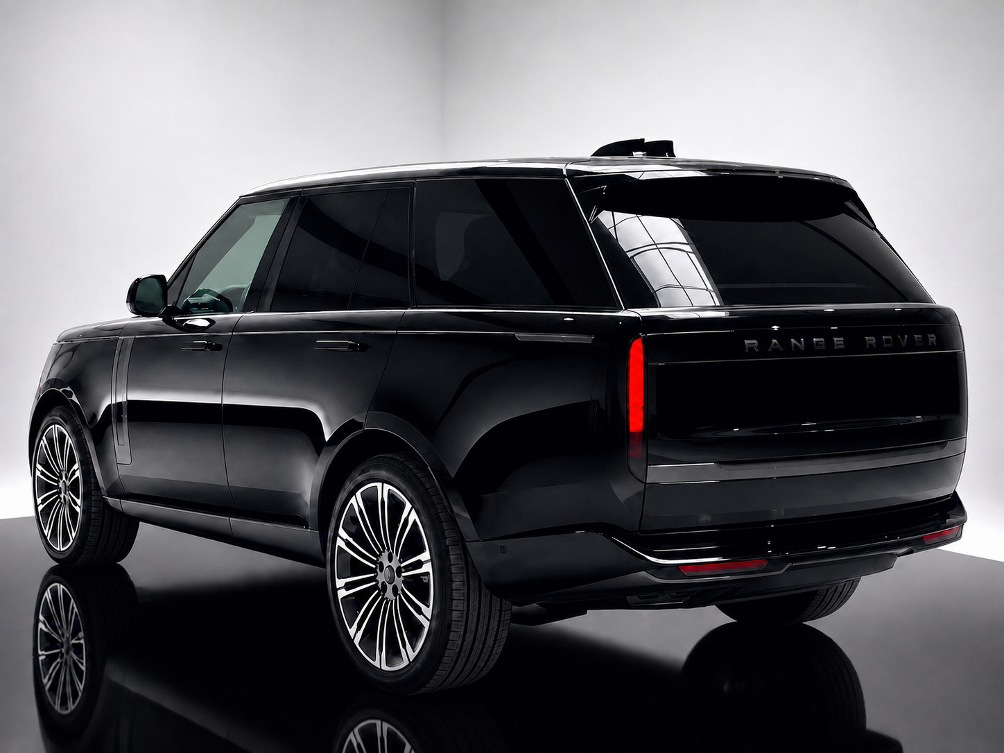 Range Rover SWB D350 Autobiography Santorini Black
