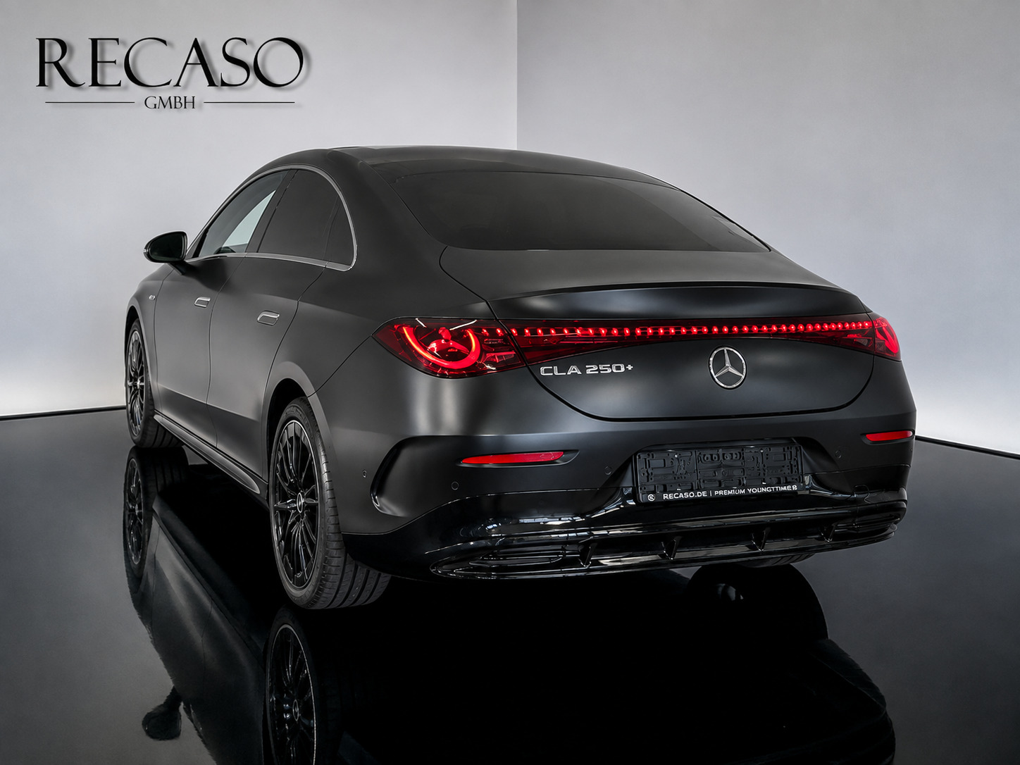 CLA 250+ AMG Line MANUFAKTUR magno kosmosschwarz