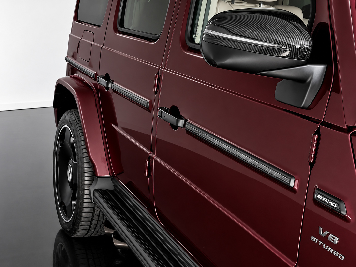 Mercedes-AMG G 63 MANUFAKTUR rubellitrot metallic